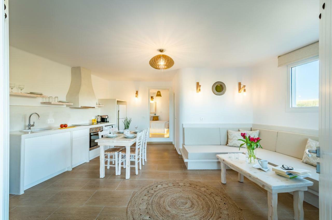 Klimata House - Private Jacuzzi Pool & Bbq Villa Vlychada Bagian luar foto