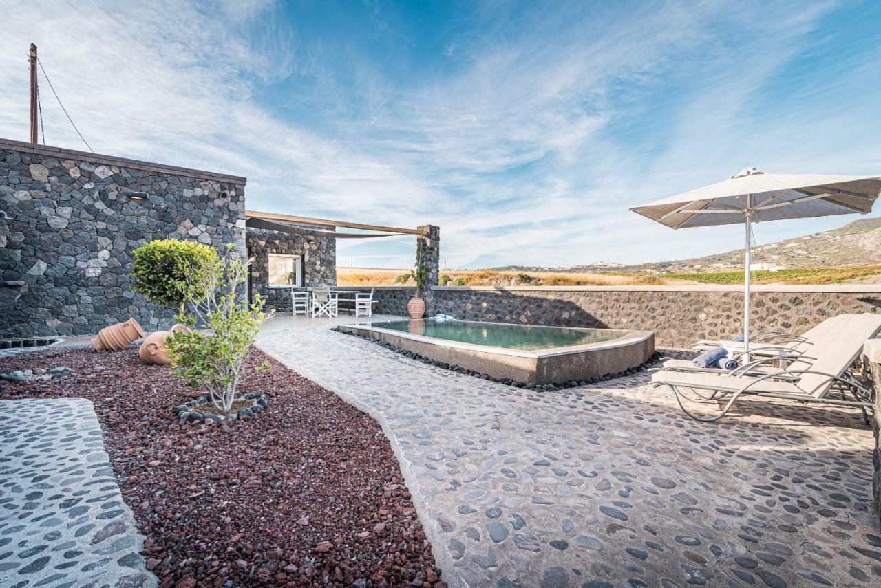Klimata House - Private Jacuzzi Pool & Bbq Villa Vlychada Bagian luar foto