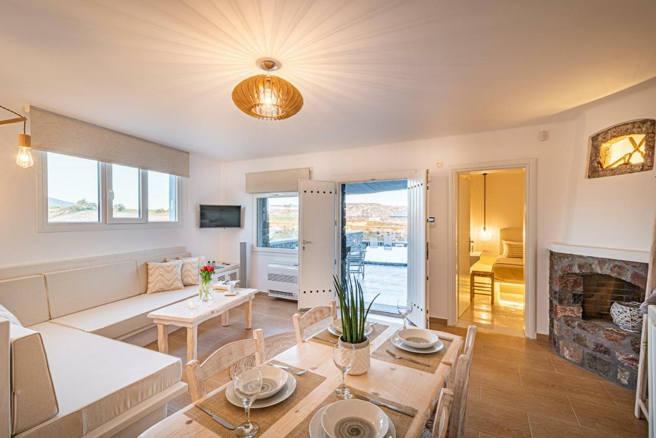 Klimata House - Private Jacuzzi Pool & Bbq Villa Vlychada Bagian luar foto