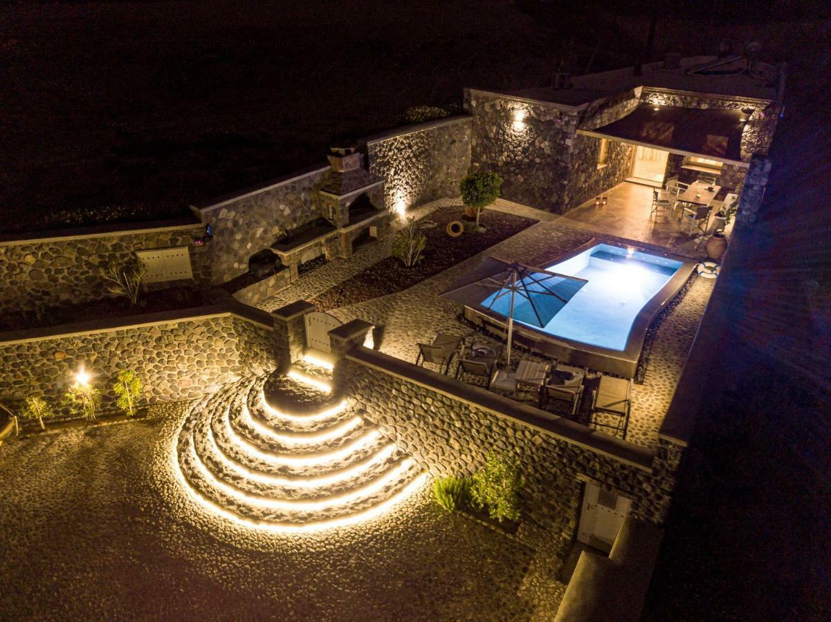 Klimata House - Private Jacuzzi Pool & Bbq Villa Vlychada Bagian luar foto
